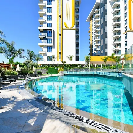 Apartment Cebeci Towers First Coastline Alanya
